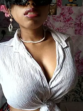 sandy_naughty live sex cam