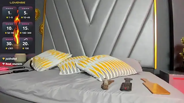 Foxy_Assh_'s cam snapshot