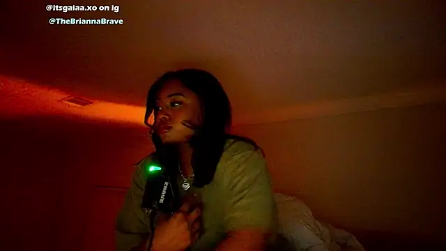 BriannaBrave's cam snapshot