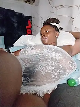 QUEENZAZA's cam snapshot