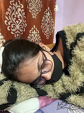 Sandhya_77's cam snapshot