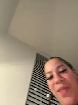 Bigbuttbrooklynn live sex cam