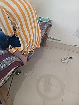 Sarita-school live sex cam