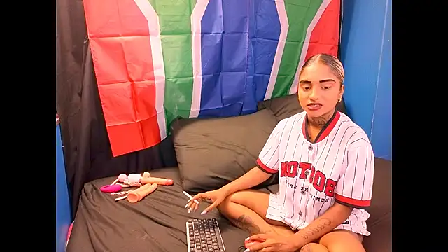 indiansumaya29 live sex cam