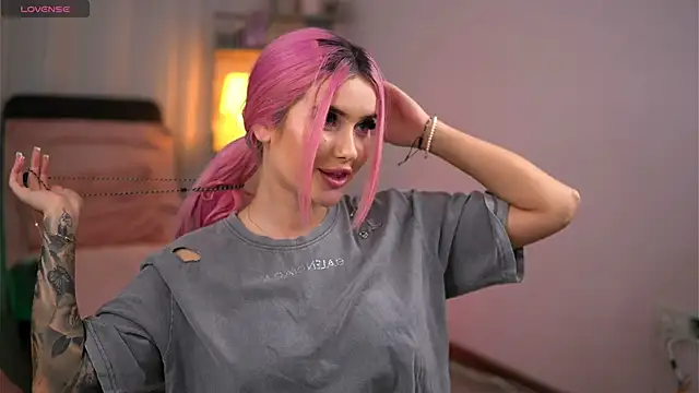 Miky_Lust's cam snapshot