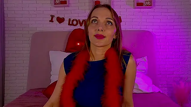 TatiBugati's cam snapshot