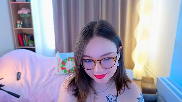 MilenaSaint live sex cam