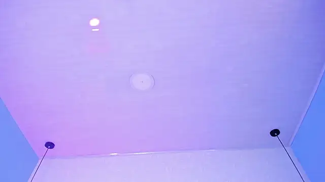 ninna_curly live sex cam