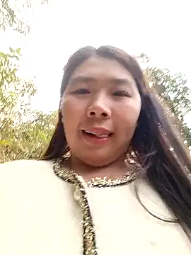 quynhkoolbae live sex cam