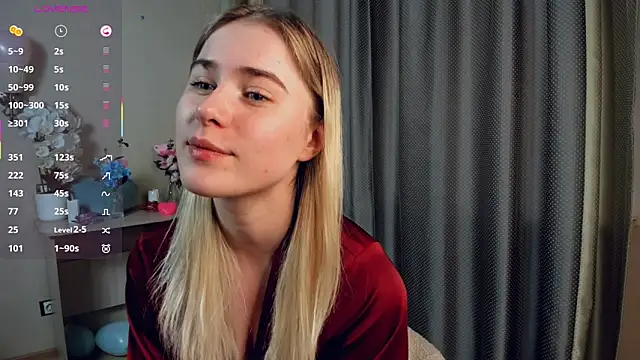 LuanaFincel live sex cam