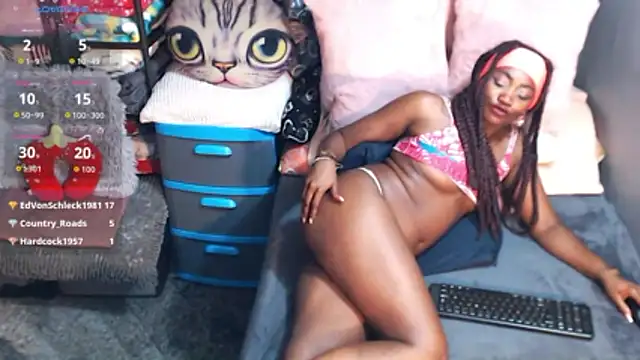 alanalaurent15's cam snapshot