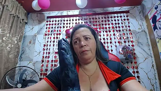 alina_maturehot's cam snapshot