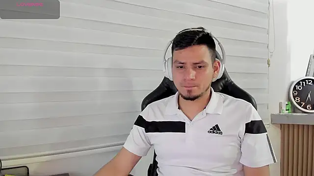 Rick_Adams's cam snapshot