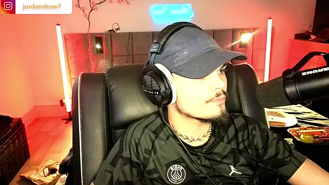 JordanShow live sex cam