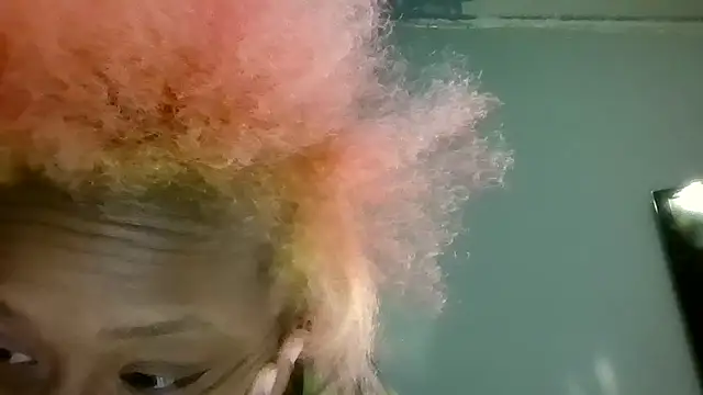 Tishrella6's cam snapshot