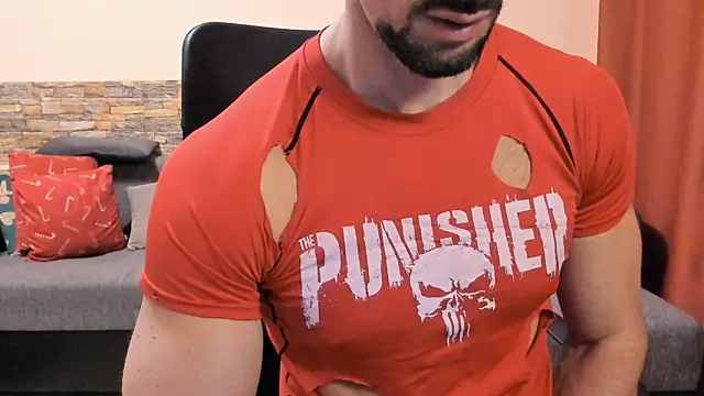 HotHunkTrainer live sex cam