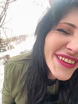 Kamila151 live sex cam