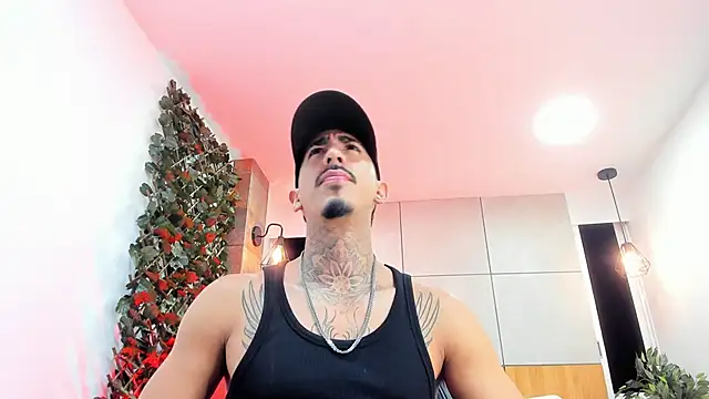 Donovan_Desmond live sex cam