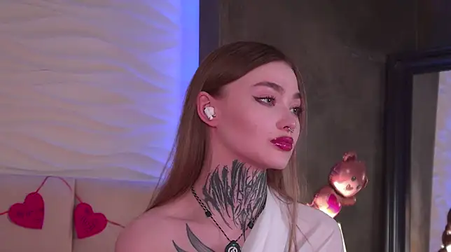 AriWild's cam snapshot