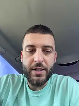 Pablo_Hornyguy95 live sex cam