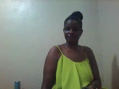 creamyhairy_puss's cam snapshot