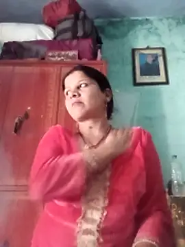 cute_naina1213's cam snapshot