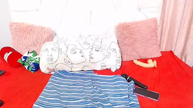 ChubbyMidgetx's cam snapshot