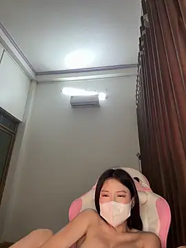 wang1472581's cam snapshot