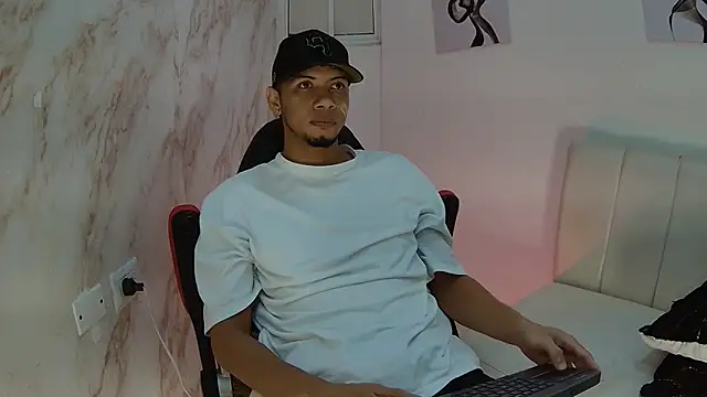 DustinandJordan live sex cam