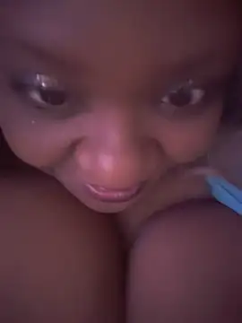 6lue6a6y69's cam snapshot