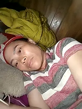 CoMay003's cam snapshot