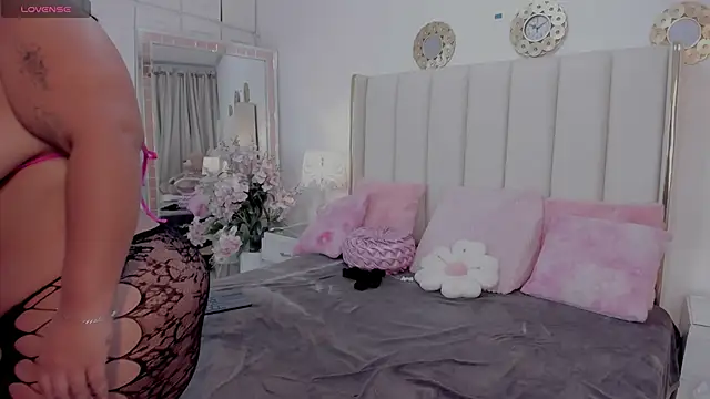 Tasha_Sant live sex cam