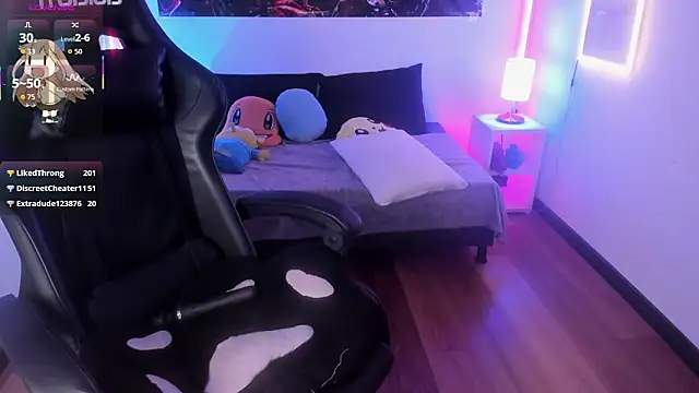 lucky-leah live sex cam