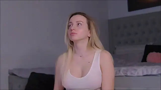 AlexisWhit's cam snapshot