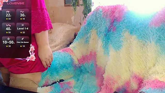 FlirtatiousMegan's cam snapshot