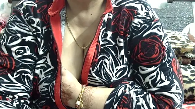 Kavya_XX live sex cam