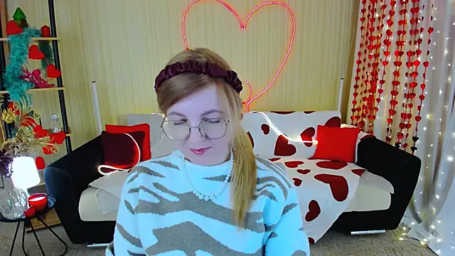 YourUniverser's cam snapshot