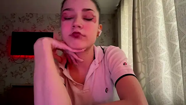 PagedLard's cam snapshot