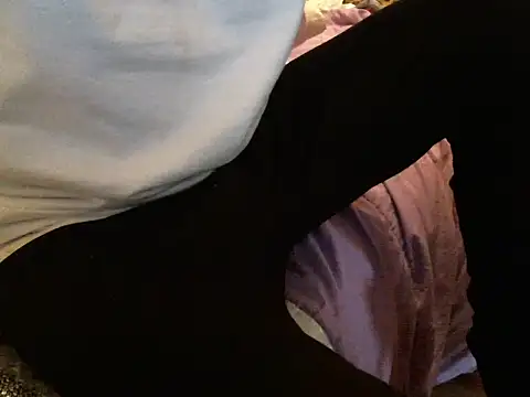 bravo23toro live sex cam