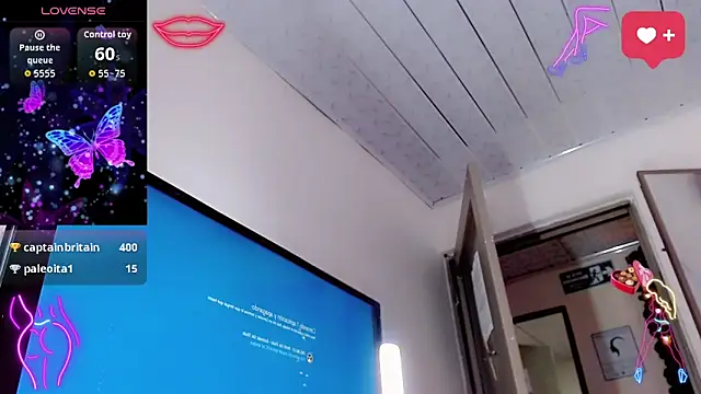 NathalialLooes live sex cam