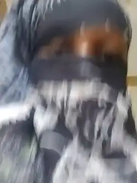 chocolate-puss's cam snapshot