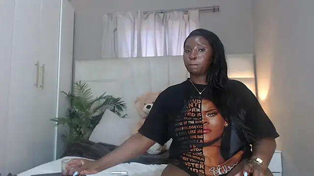 naughtyblackdolie's cam snapshot