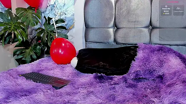 Sky_Rivers live sex cam