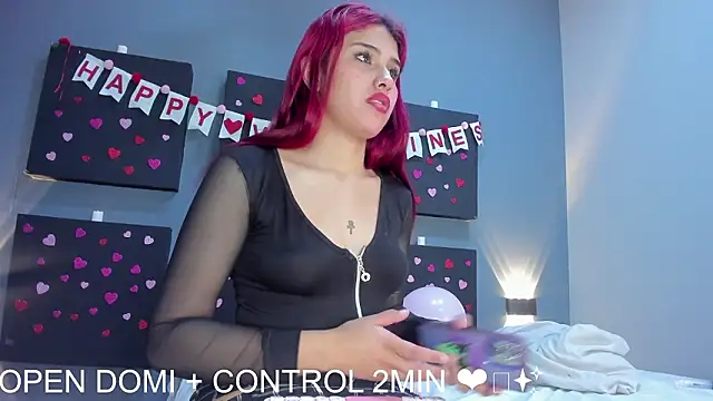 Nikki_and_Mayk live sex cam