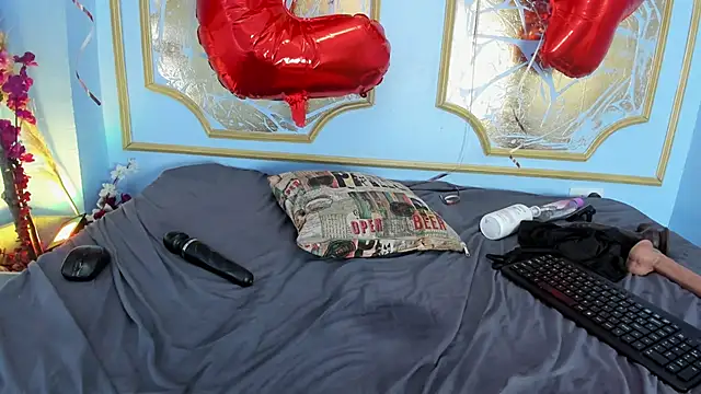 melaniecooperr's cam snapshot