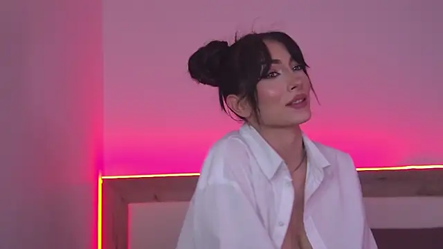 AnyaLobb's cam snapshot