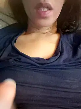 Luisa968's cam snapshot