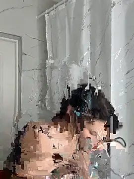 KikiWatson live sex cam