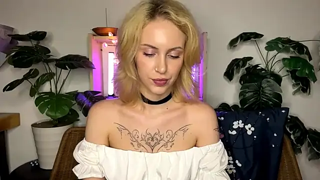 FruitedRiding's cam snapshot