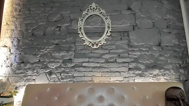 shygurl18's cam snapshot